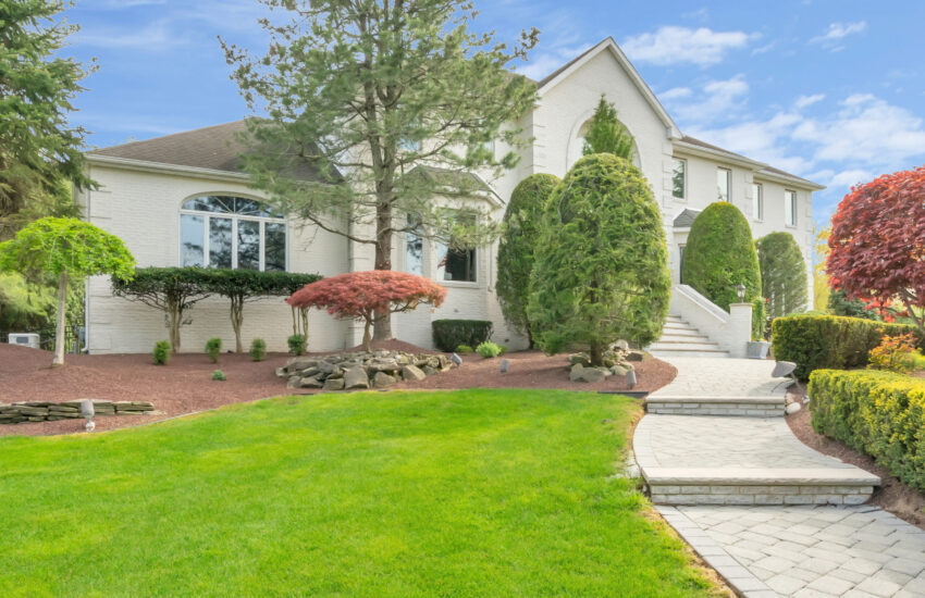 Downsizing in Manalapan NJ 2026 home preparation